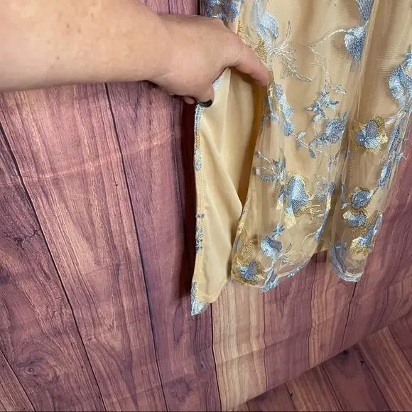 Lulu’s Formal Lace Detail Bustier Dress - Picture 8 of 10